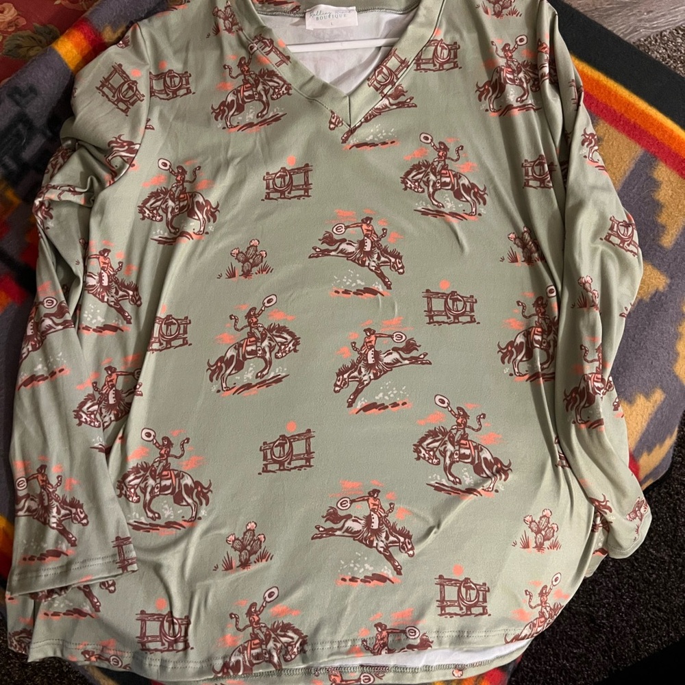 Green Long Sleeve Shirt with Western Print